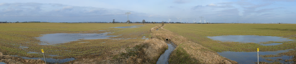 A typical organic-carbon poor agricultural stream with low nitrate retention efficiency (copyright: Daniel Graeber, UFZ)